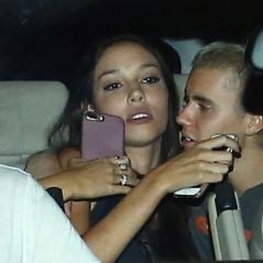 Justin Bieber de nouveau en couple ? Il s'affiche avec une mannequin canon à Rio de Janeiro