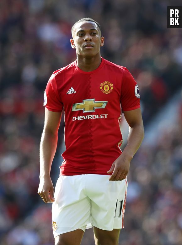 Anthony Martial en couple avec Mélanie Da Cruz : son ex Samantha Jacquelinet revient le clmashe sur Snapchat !