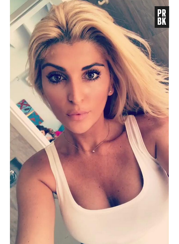 Mélanie (Les Anges 9) aurait quitté le tournage des Vacances des Anges 2 !