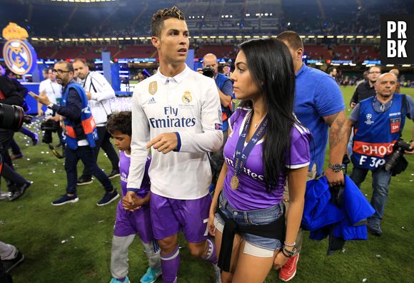 Cristiano Ronaldo bientôt encore papa ? Sa copine Georgina Rodriguez serait enceinte !
