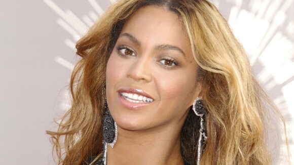 Beyoncé dévoile la première photo et les prénoms de ses jumeaux