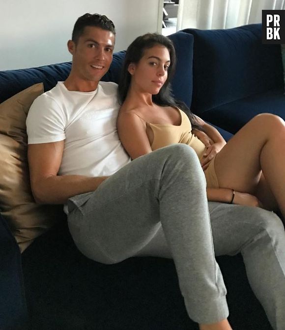 Cristiano Ronaldo aurait confirmé que Georgina Rodriguez, sa petite amie, serait enceinte !