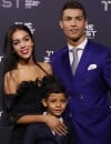 Cristiano Ronaldo aurait confirmé que Georgina Rodriguez, sa petite amie, serait enceinte !
