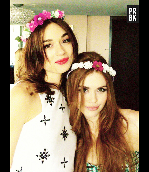 Holland Roden et Crystal Reed