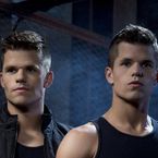Charlie Carver transformé : l'acteur de Desperate Housewives et Teen Wolf change de tête