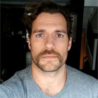 Justice League : une "moustache d'acteur porno" pour Superman ? Ben Affleck se marre