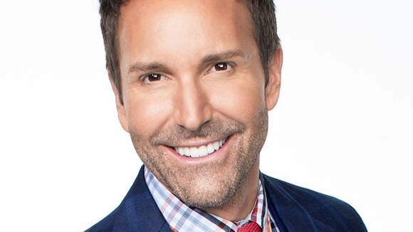 Eric Salvail (Les Recettes Pompettes) accusé d'agressions sexuelles, il perd ses émissions