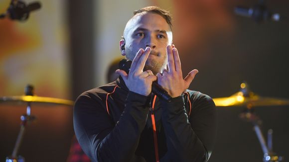 Jul moqué pour ses fautes, il assume... et insiste : "quand je fait des tchikita la je sait ecrire"