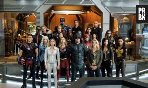 Arrow, Flash, Supergirl, Legends : un crossover "spectaculaire" avec "de l'amour et des pertes"