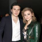 Brooklyn Beckham et Chloë Grace Moretz fiancés ? La photo qui sème le doute
