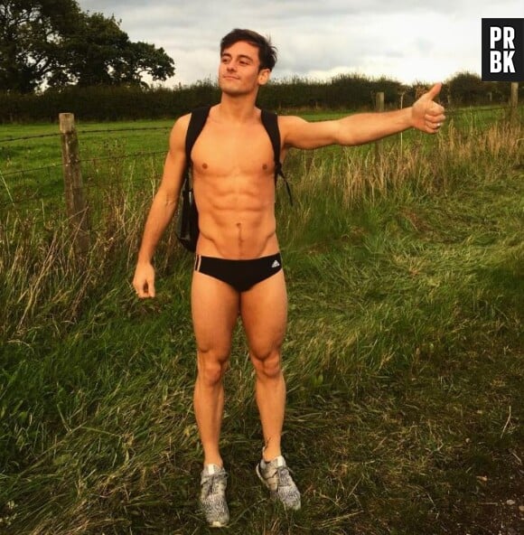 Tom Daley les fesses à l'air : des photos du sportif tout nu fuitent sur la toile !