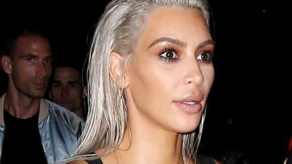 Kim Kardashian : adieu les bonnes résolutions, elle reposte des photos de ses bijoux (et ses seins)