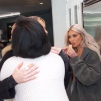 Kim Kardashian dévoile prudemment sa mère porteuse dans L&#039;Incroyable Famille Kardashian