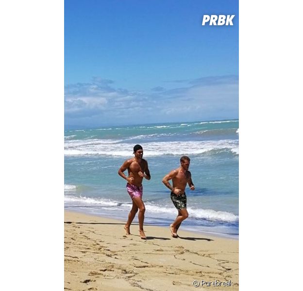 La Villa des Coeurs Brisés 4 : Julien Guirado et Jordan en plein footing sur la plage