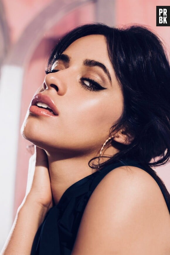 Camila Cabello et L'Oréal Paris sortent une ligne de maquillage glowy et naturelle pour cet été !