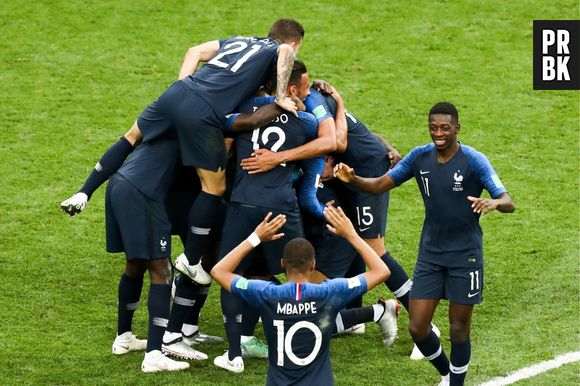 Les Bleus ont gagné la Coupe du Monde 2018 : mais au fait, combien coûte le trophée en or ?