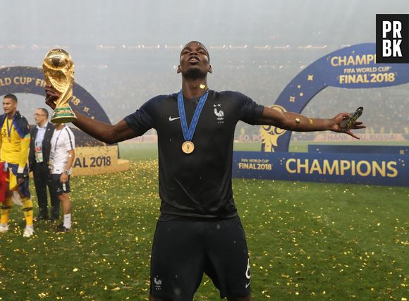 Les Bleus ont gagné la Coupe du Monde 2018 : mais au fait, combien coûte le trophée en or ?