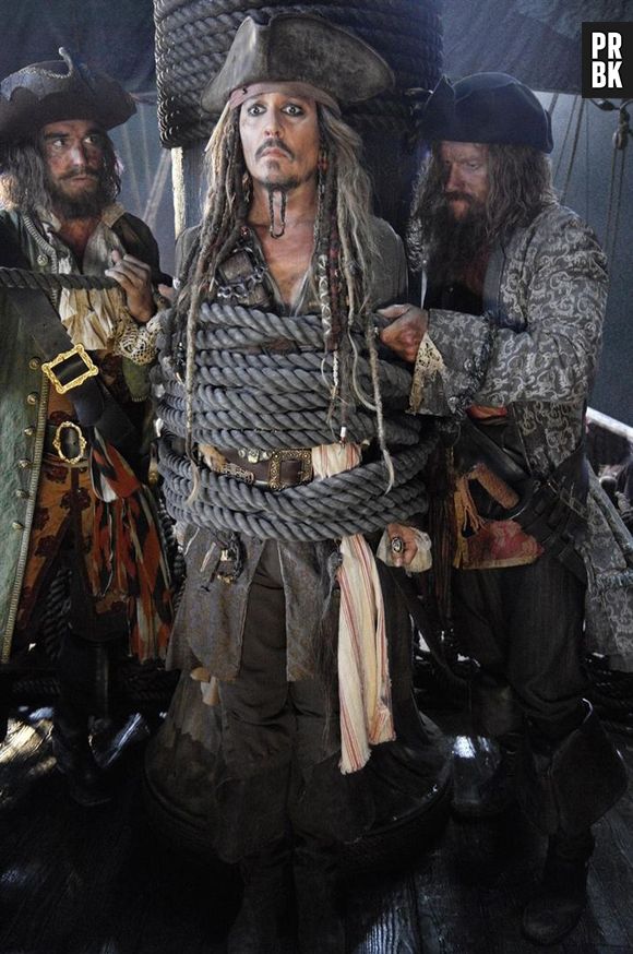 Johnny Depp absent de Pirates des Caraïbes 6 ? Attaqué en justice pour violence, Disney pourrait le virer comme James Gunn (Les Gardiens de la galaxie).