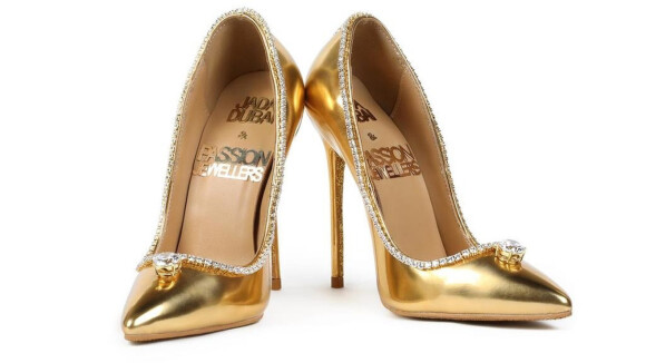 Avec ces chaussures à 17 millions de dollars, joue-la comme Cendrillon (version bling-bling)