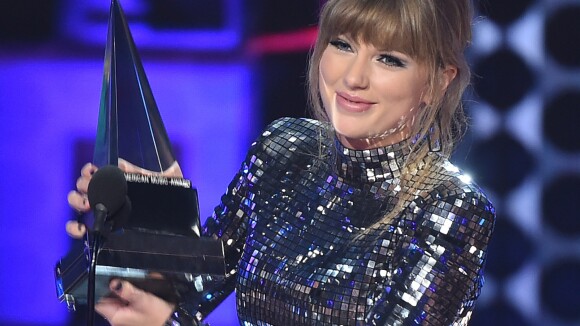 Taylor Swift gagnante aux American Music Awards 2018 : elle établit un record 🏆
