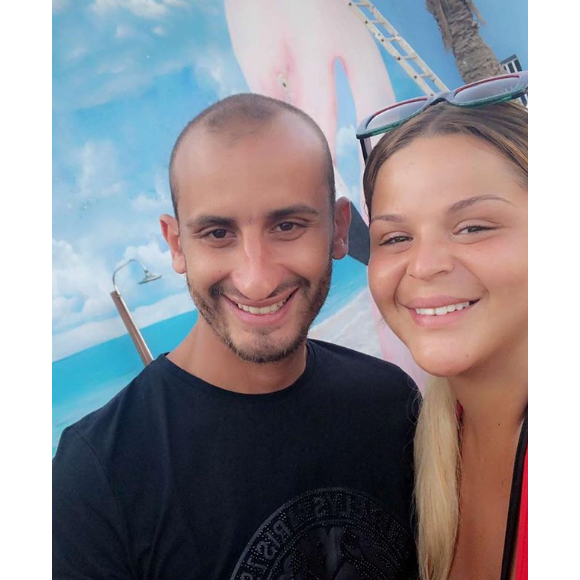 Sarah Fraisou célibataire : elle annonce "le coeur en miette" sa rupture avec Sofiane