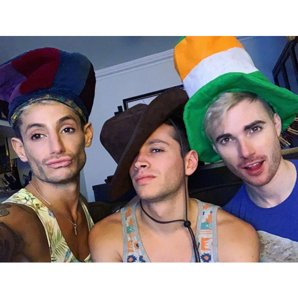 Ariana Grande : son frère Frankie en couple avec Mike Pophis et Daniel Sinasohn