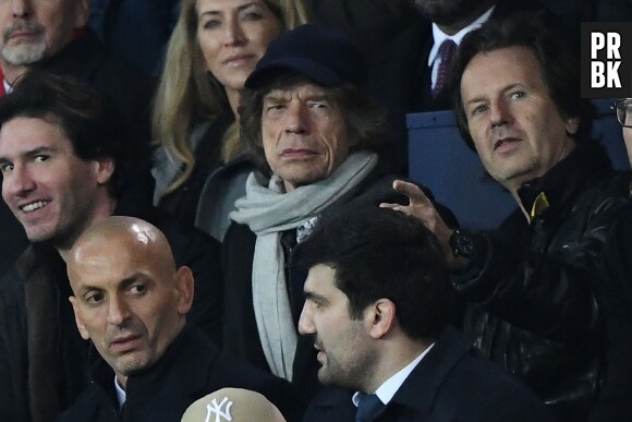 Mick Jagger dans les tribunes du match PSG-Liverpool de la Ligue des champions.