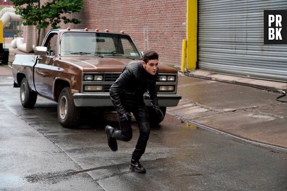 Gotham saison 5 : c'est la guerre sur les premières images, mort d'un personnage culte à venir