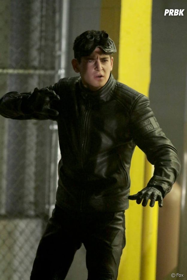 Gotham saison 5 : c'est la guerre sur les premières images, mort d'un personnage culte à venir