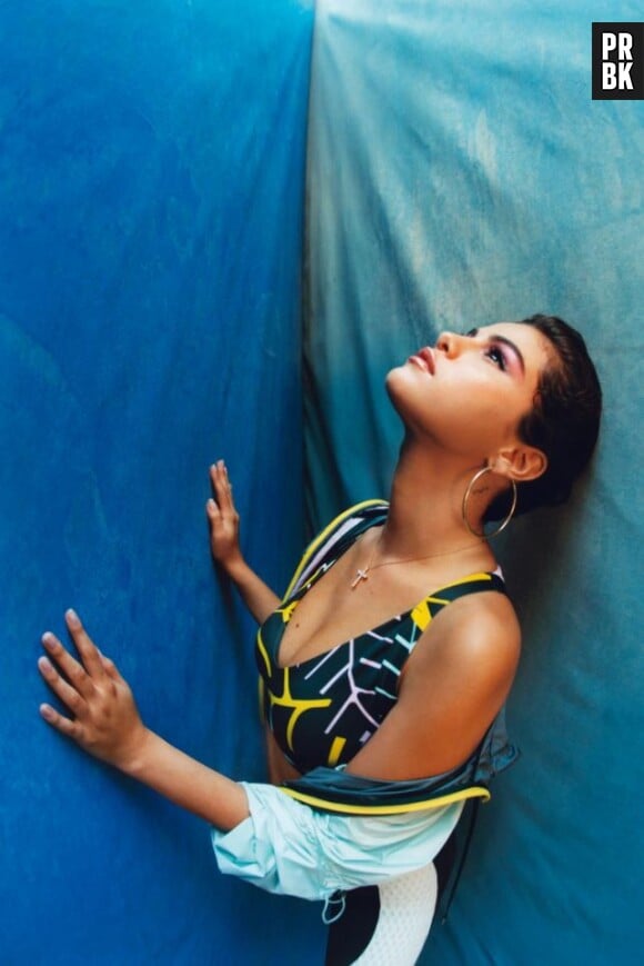 Selena Gomez égérie pour Puma : les nouvelles sneakers DEFY TZ se dévoilent dans la campagne publicitaire.