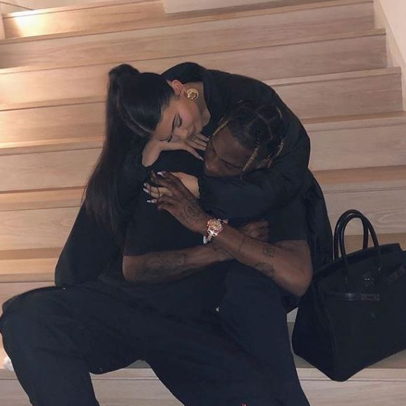 Kylie Jenner et Travis Scott fiancés ? Il aurait fait sa demande dans les backstages du Super Bowl