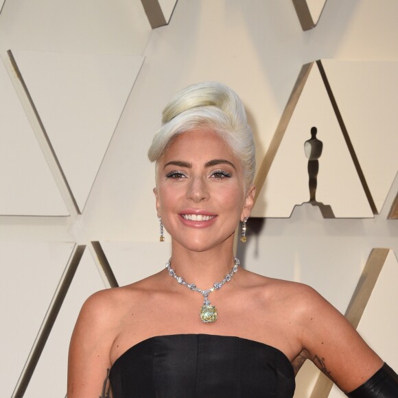 Lady Gaga sur le tapis rouge des Oscars 2019 le 24 février à Los Angeles