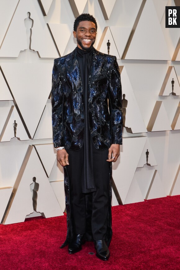 Chadwick Boseman sur le tapis rouge des Oscars 2019 le 24 février à Los Angeles