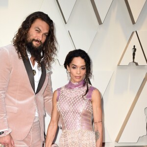 Jason Momoa et Lisa Bonet sur le tapis rouge des Oscars 2019 le 24 février à Los Angeles