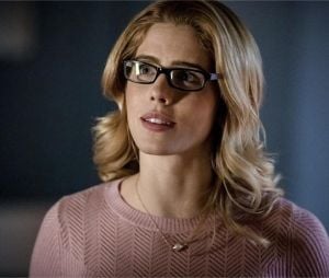 Arrow saison 7 : Felicity toujours vivante dans le futur ? Scènes très importantes à venir
