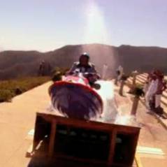 Jackass 3D ... des extraits exclusifs du film dans un clip du groupe Weezer