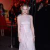 Elle Fanning fait un malaise au Festival de Cannes à cause de sa robe