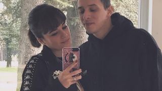 Alizée enceinte de Grégoire Lyonnet : la chanteuse montre son beau baby bump à la plage