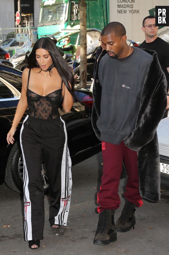 Kim Kardashian : une partie de son dressing aux enchères sur eBay... les prix s'envolent !
