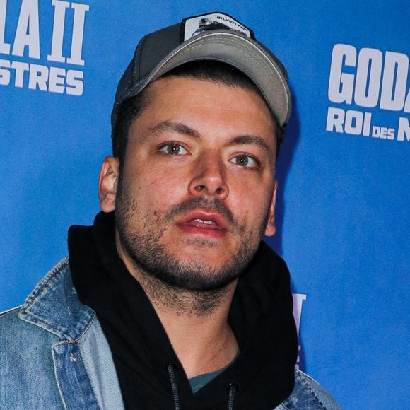 Mask Singer: Kev Adams répond avec humour aux rumeurs sur son salaire