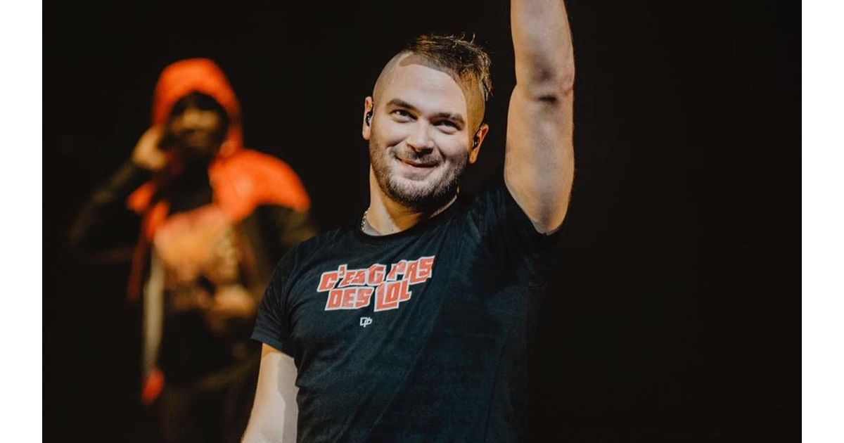 jul r agit aux attaques de son concert paris les ultra du psg jul r agit aux attaques de son concert paris les ultra du psg
