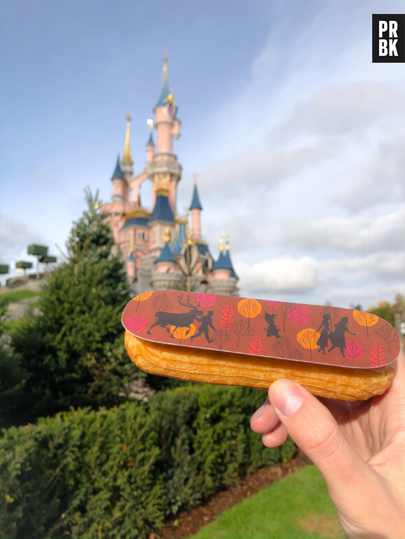 Un éclair La Reine des Neiges à dévorer à Disneyland Paris