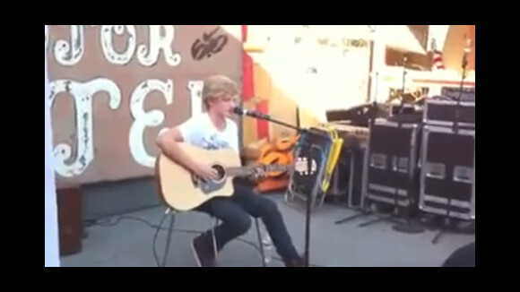 Cody Simpson ... dans les coulisses de son concert 