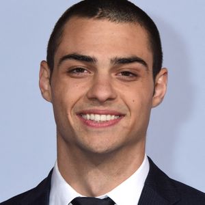 Noah Centineo (A tous les garçons 2) : drogue, alcool... il se confie sur "une période très sombre"