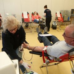 L'EFS lance un appel vital aux dons de sang : voici comment donner malgré le confinement