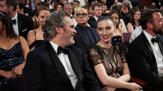 Joaquin Phoenix et Rooney Mara bientôt parents : ils attendent leur premier enfant