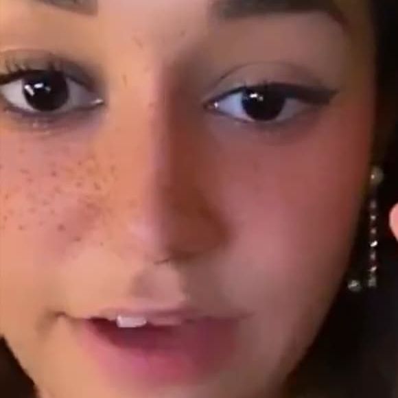 Lena Situations : sa réponse cash aux hommes qui jugent la poitrine des femmes devient un challenge