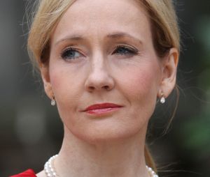 J.K. Rowling - son ex-mari réagit après ses révélations : "Je ne suis pas désolé de l'avoir giflée"