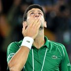 Novak Djokovic et sa femme testés positifs au coronavirus, il s'excuse