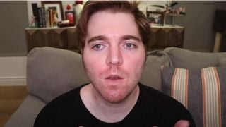 Shane Dawson en pleine polémique : blackfaces, blagues pédophiles, guerre avec Tati Westbrook...